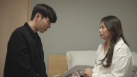 Người mẹ tội lỗi ngoại tình cùng bạn con trai - Người mẹ tội lỗi ngoại tình cùng bạn con trai (2024)